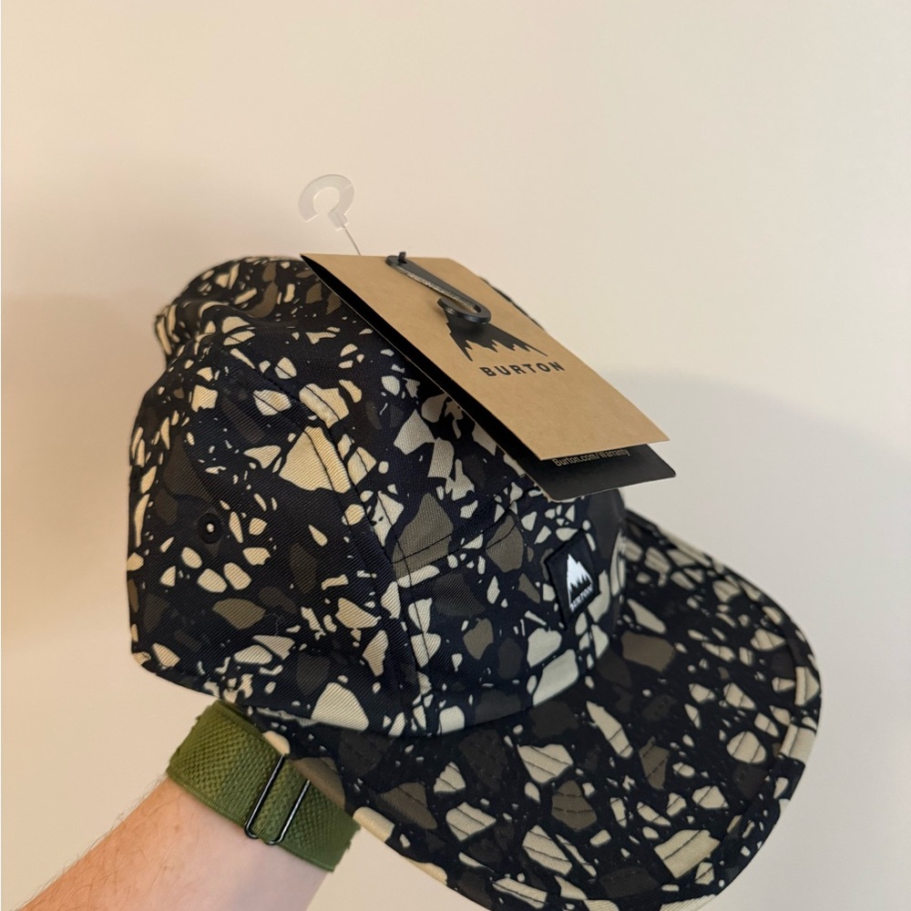 Burton Black & Cream Splatter 5-Panel Cap- NEW - Picture 3 of 5